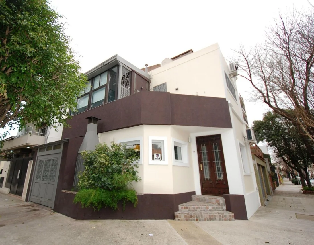 EN VENTA- Vedia al 2000